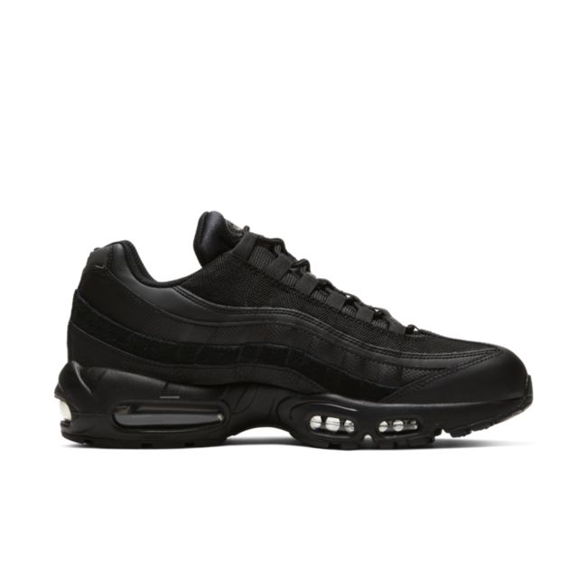 Nike Air Max 95 Essential "Triple Black"