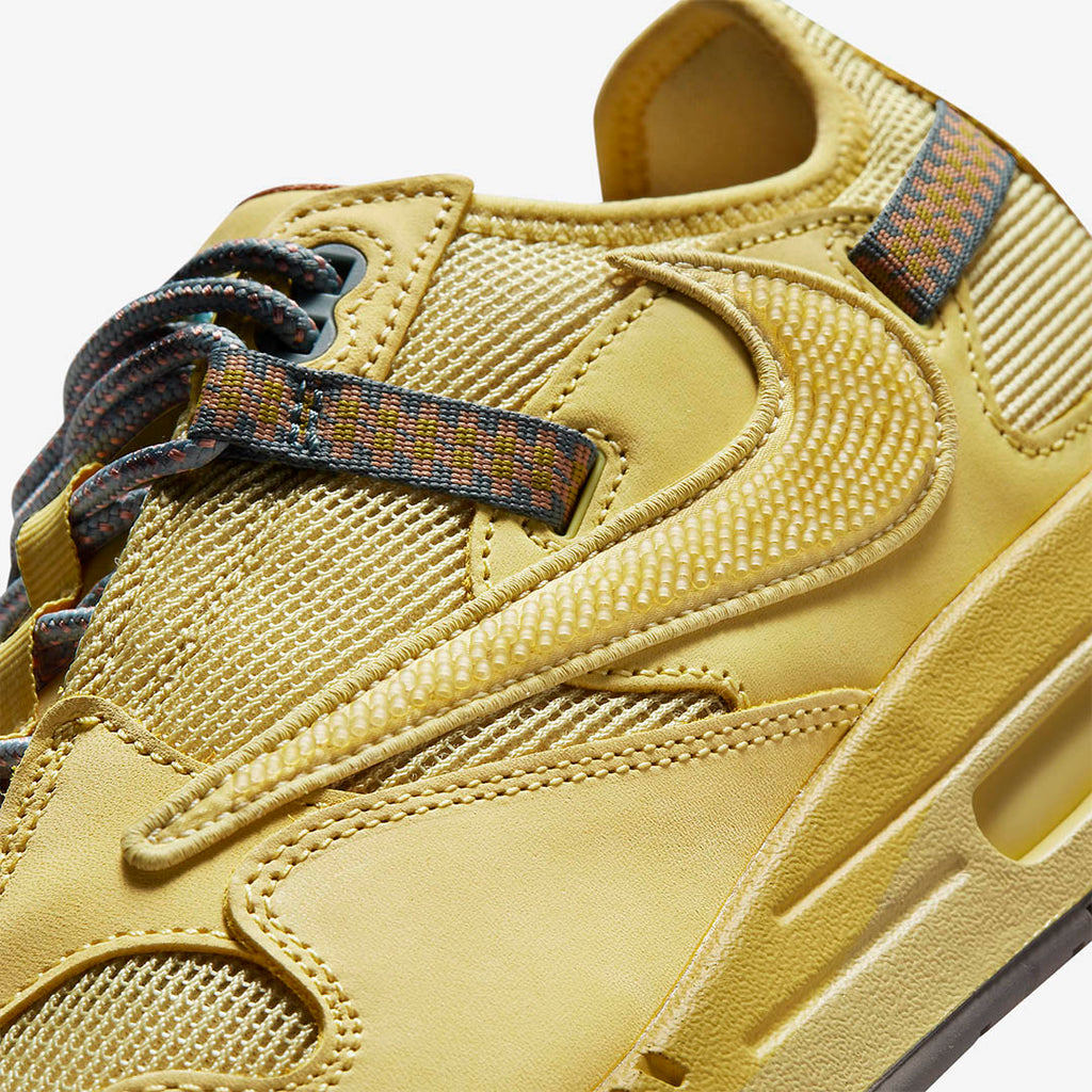 Travis Scott x Nike Air Max 1  “Saturn Gold”