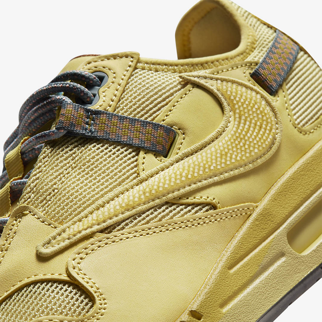 Travis Scott x Nike Air Max 1  “Saturn Gold”