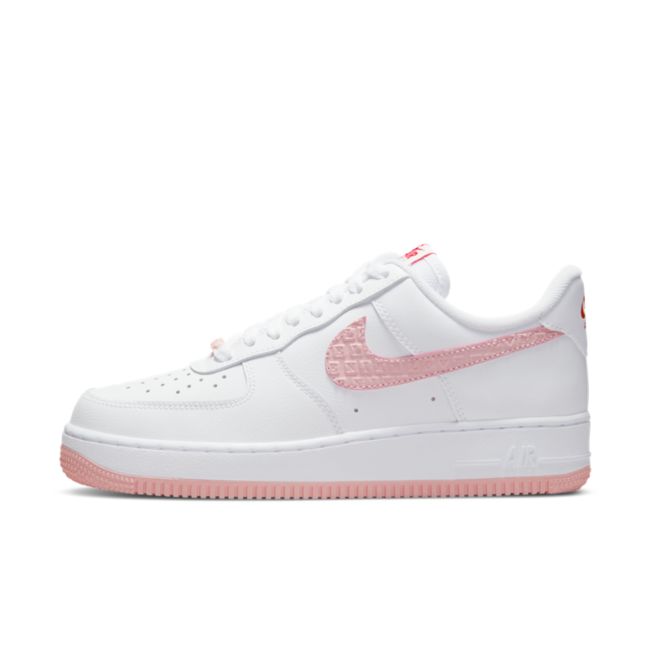 Nike Air Force 1 '07 "Valentine's Day"