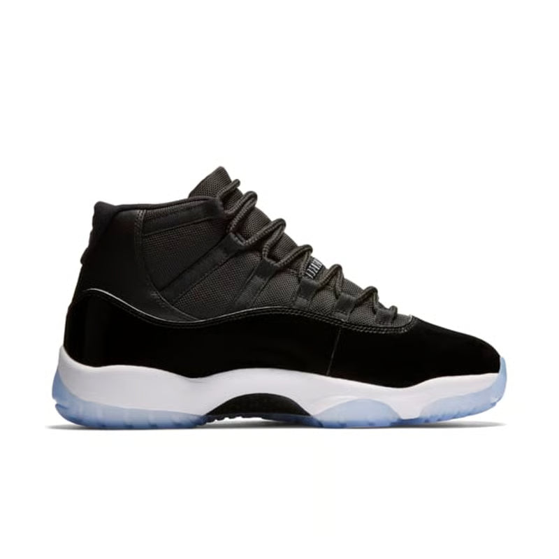 Jordan 11 Retro  "Space Jam"
