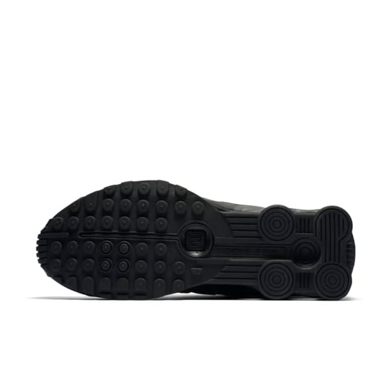 Nike Shox R4 "Triple Black"