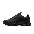 Nike Air Max Plus 7 trainers "Triple Black"