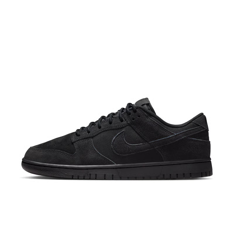 Nike Dunk Low Retro SE "Triple Black"