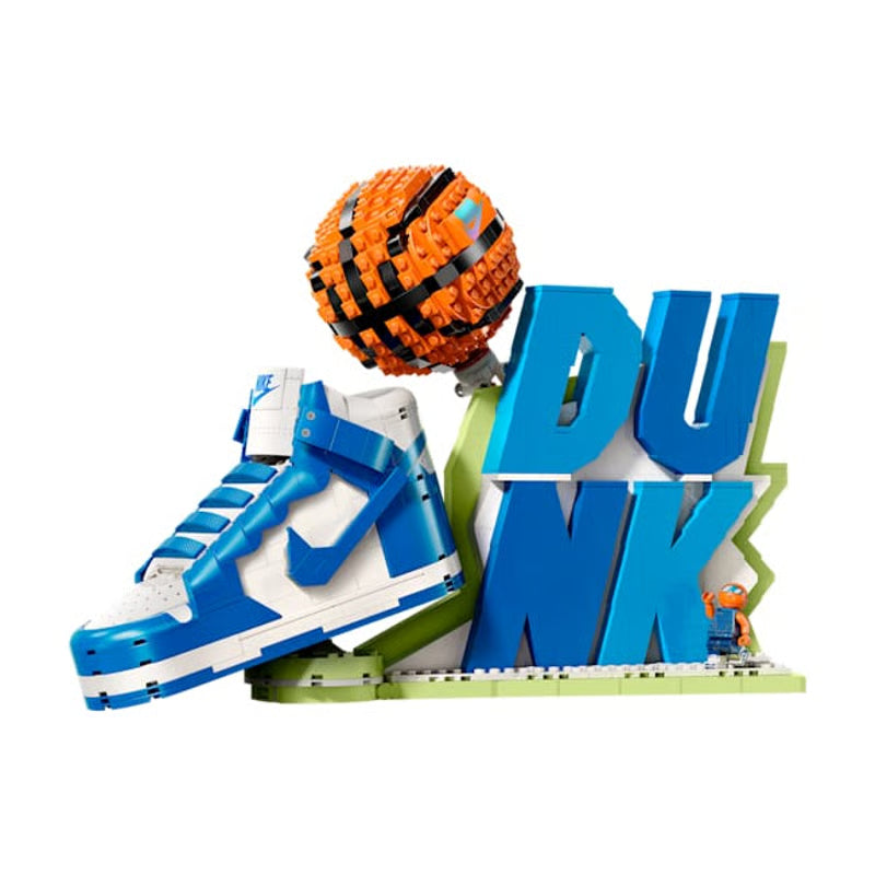 Nike Dunk x LEGO® "Sneaker-Building Kit with Exclusive Minifigure"