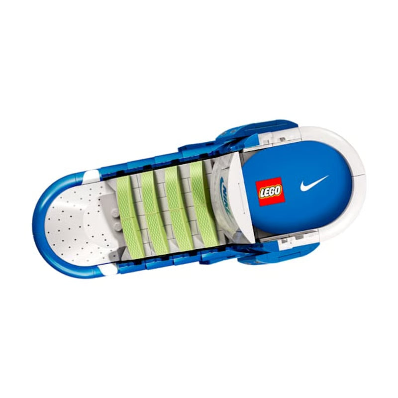 Nike Dunk x LEGO® "Sneaker-Building Kit with Exclusive Minifigure"
