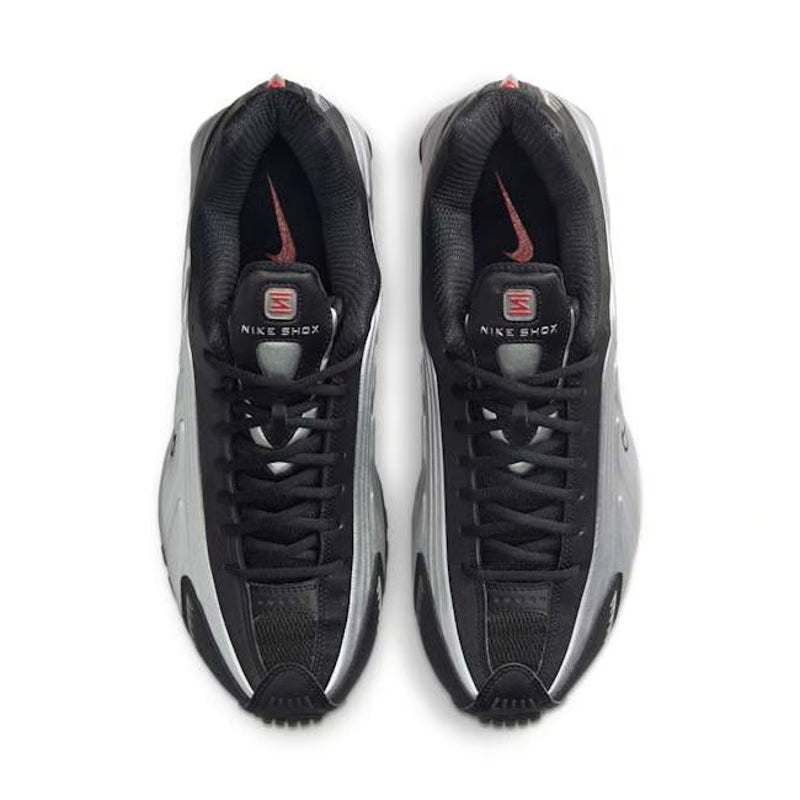 Nike Shox R4 "Black & Metallic Silver"