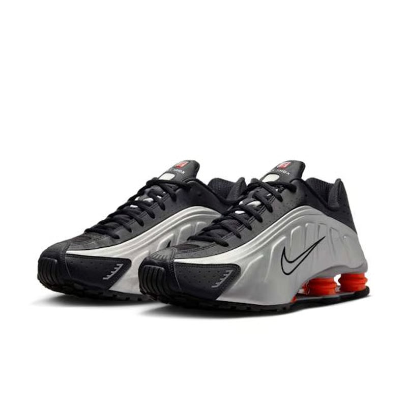 Nike Shox R4 "Black & Metallic Silver"