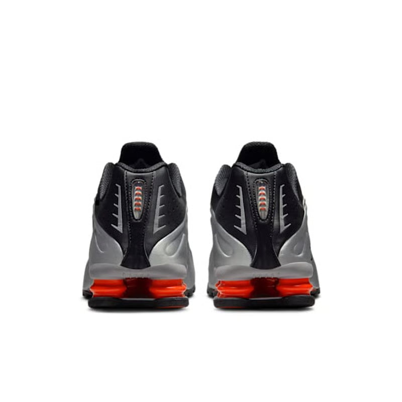 Nike Shox R4 "Black & Metallic Silver"