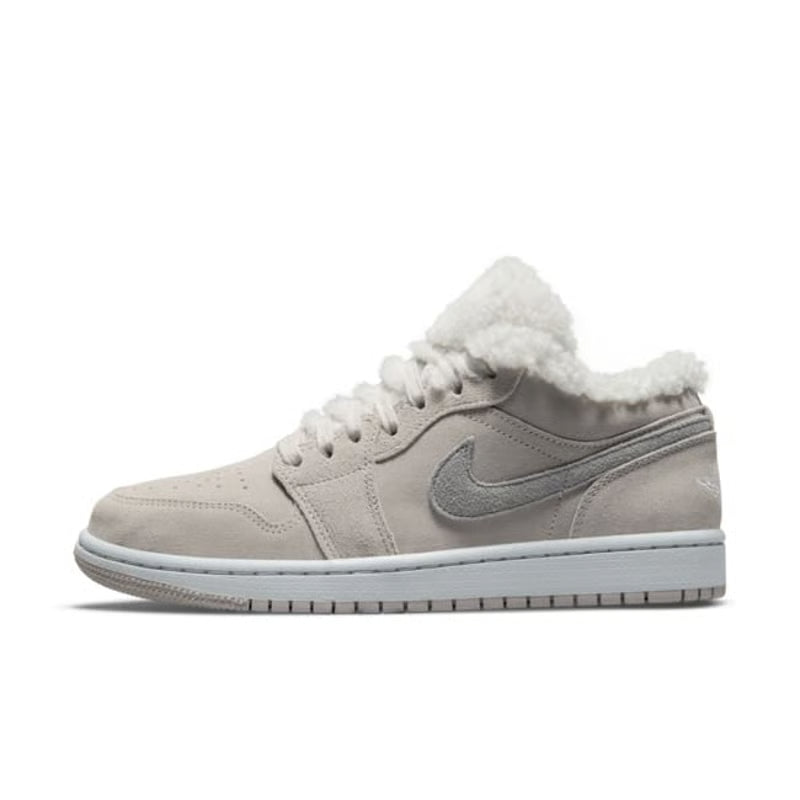 Jordan 1 Low SE "Sherpa Fleece"