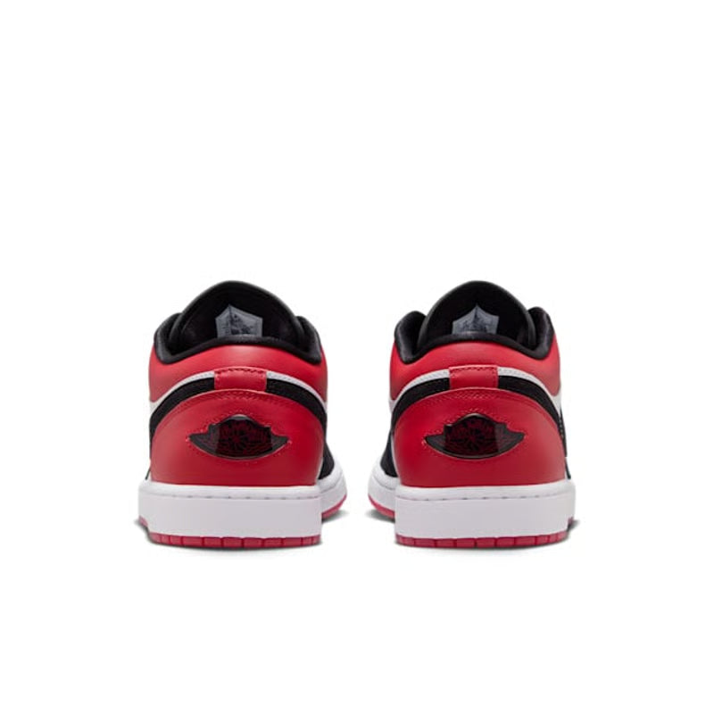 Jordan 1 Low SE "Black Toe"