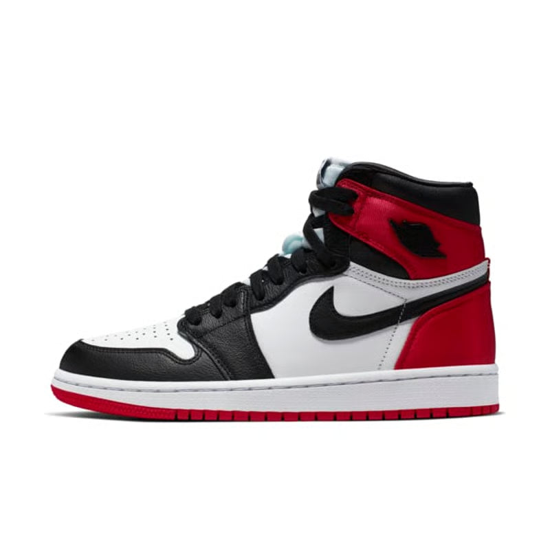 Jordan 1 Retro High "Satin Black Toe"