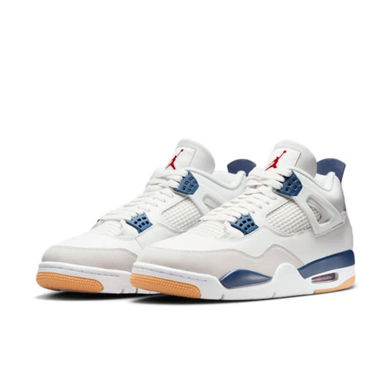 Jordan 4 x Nike SB "Navy"