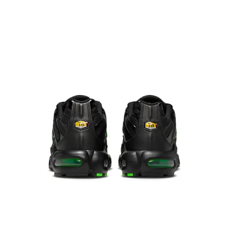 Nike Air Max Plus "Black & Green Strike"
