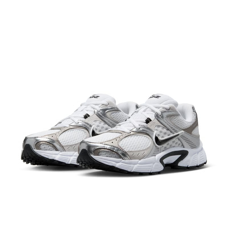 Nike V5 RNR "White & Metallic Silver"