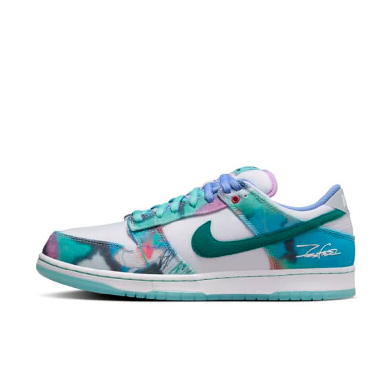Nike SB Dunk Low x Futura Laboratories "Bleached Aqua"