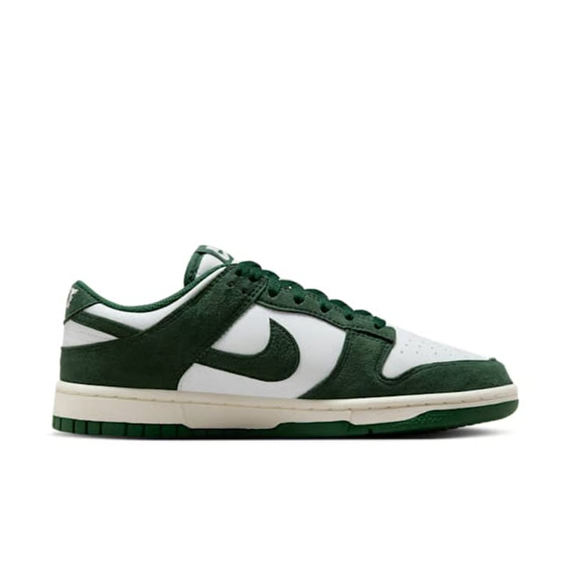 Nike Dunk Low  "Gorge Green"