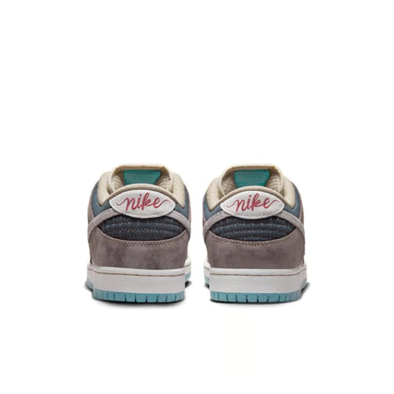 Nike SB Dunk Low Pro "Big Money Savings"